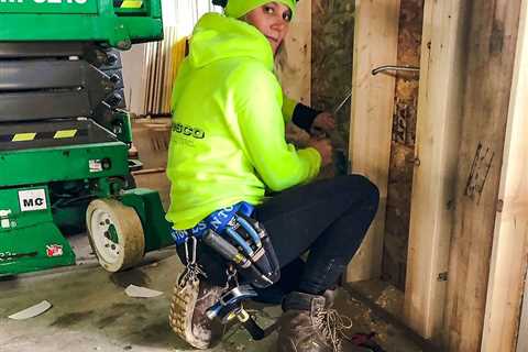 The Eleven Percent: Meet Maggie Rogosienski, Electrical Apprentice