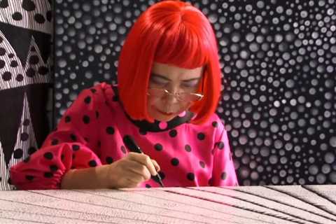 How to Paint Like Yayoi Kusama, the Avant-Garde Japanese Artist