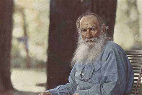 The Only Color Picture of Tolstoy, Taken by Photography Pioneer Sergey Prokudin-Gorsky (1908)