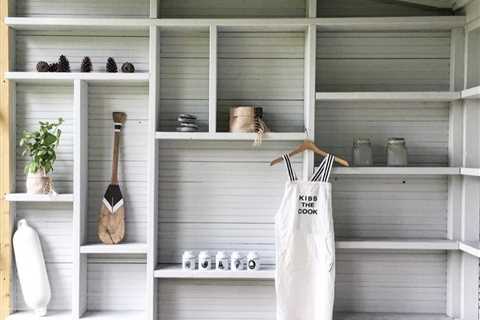 10 Shed Shelving Ideas