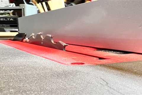 I Tried the SawStop Table Saw for Safe and Smooth Cuts