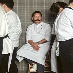 It's the 'First Major Online Grocer' to Cut Booze